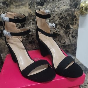 DREAM PAIRS Women's Low Chunky Heel Sandals Open Toe Ankle Strap Dress Shoes 5.5